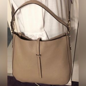 BEAUTIFUL PEBBLE LEATHER XL TOTE & CROSSBODY Pristine condition